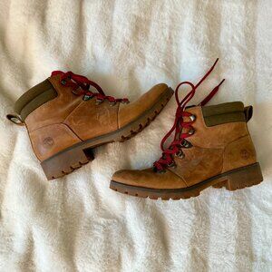 Timberland Women's lace up ankle boots size 9